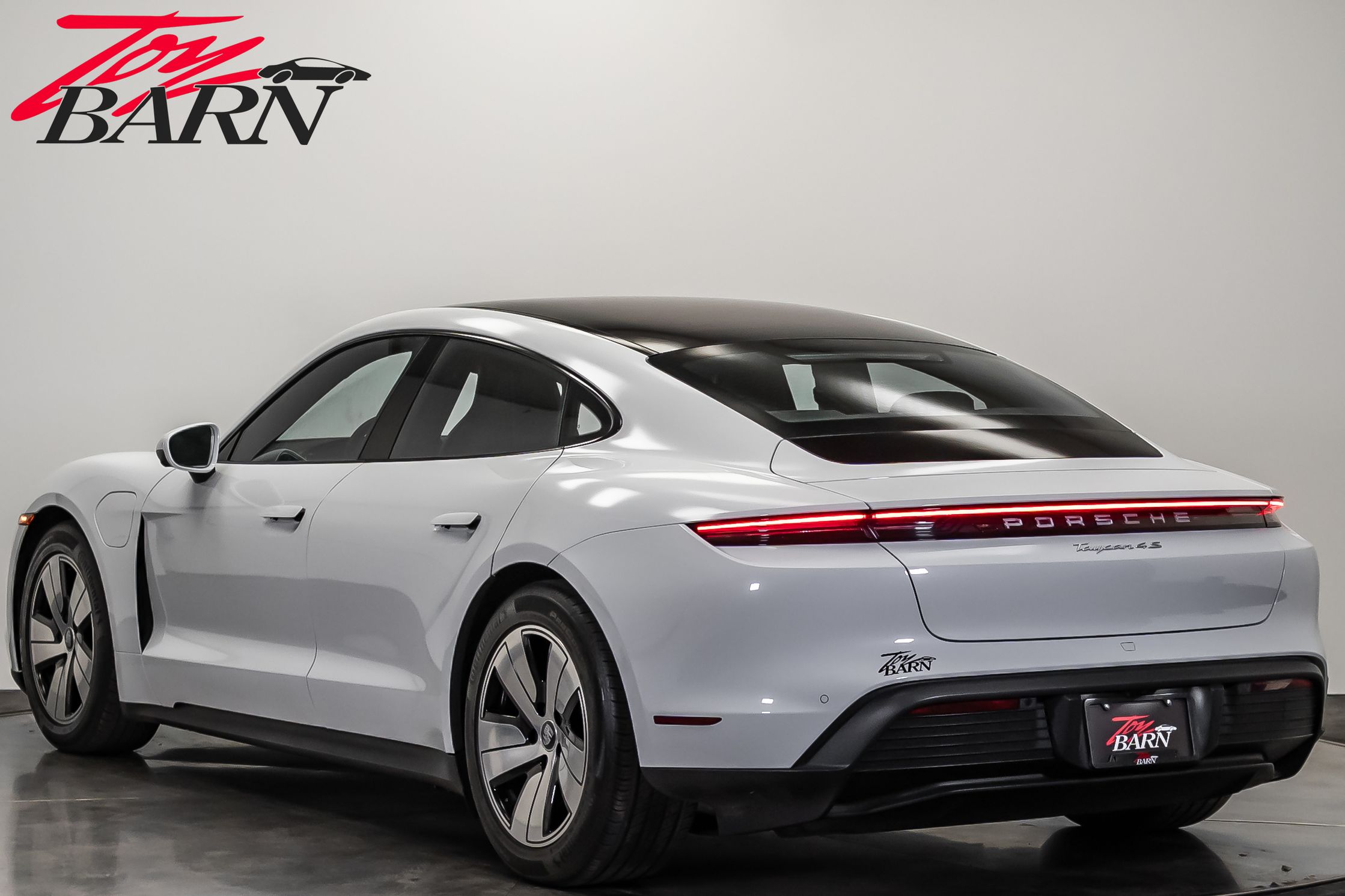 2022 Porsche Taycan 4S photo 3