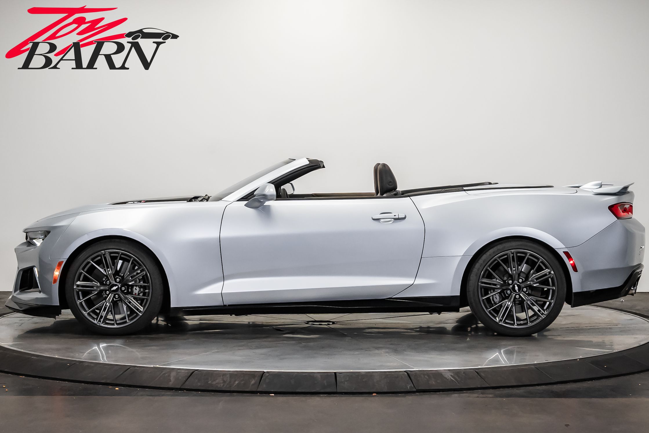 2018 Chevrolet Camaro ZL1 photo 2