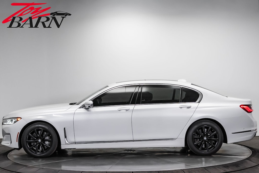 Used 2022 BMW 750i xDrive $107K MSRP! Sedan
