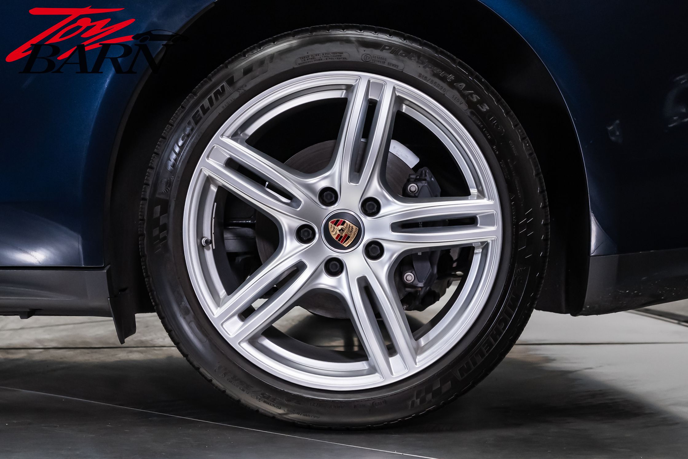 2022 Porsche Panamera Platinum Edition - Photo 18