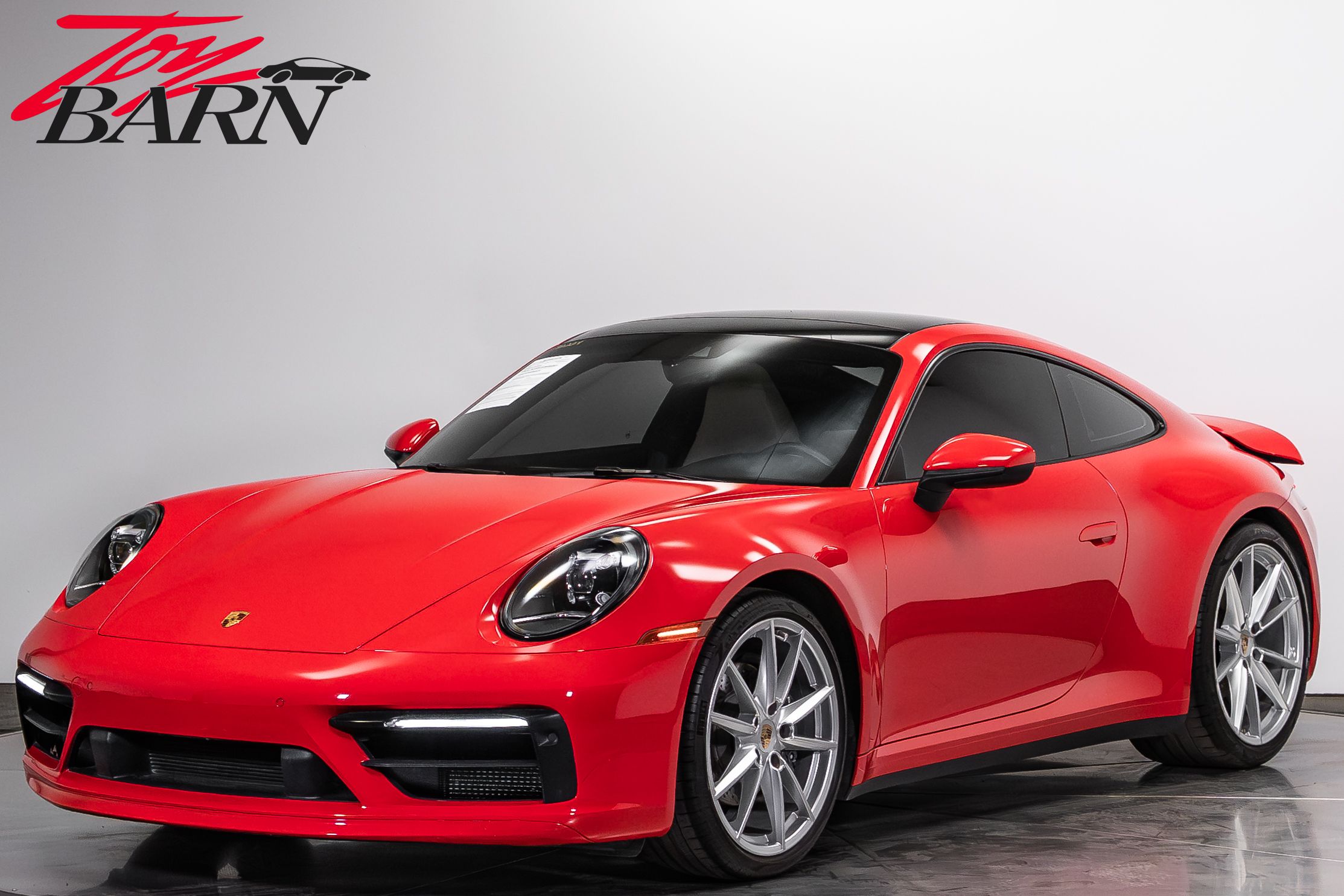 2022 Porsche 911 Carrera 4 Coupe's photo