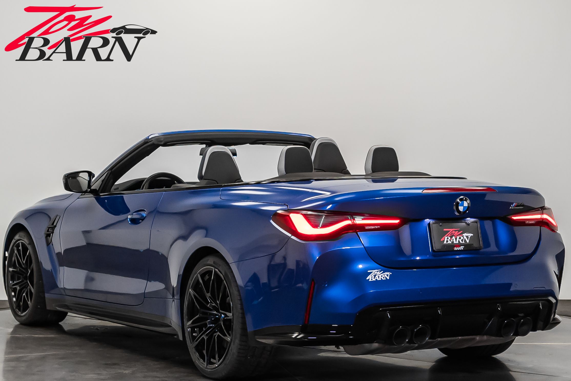 2022 Bmw M4 Competition xDrive Convertible photo 3