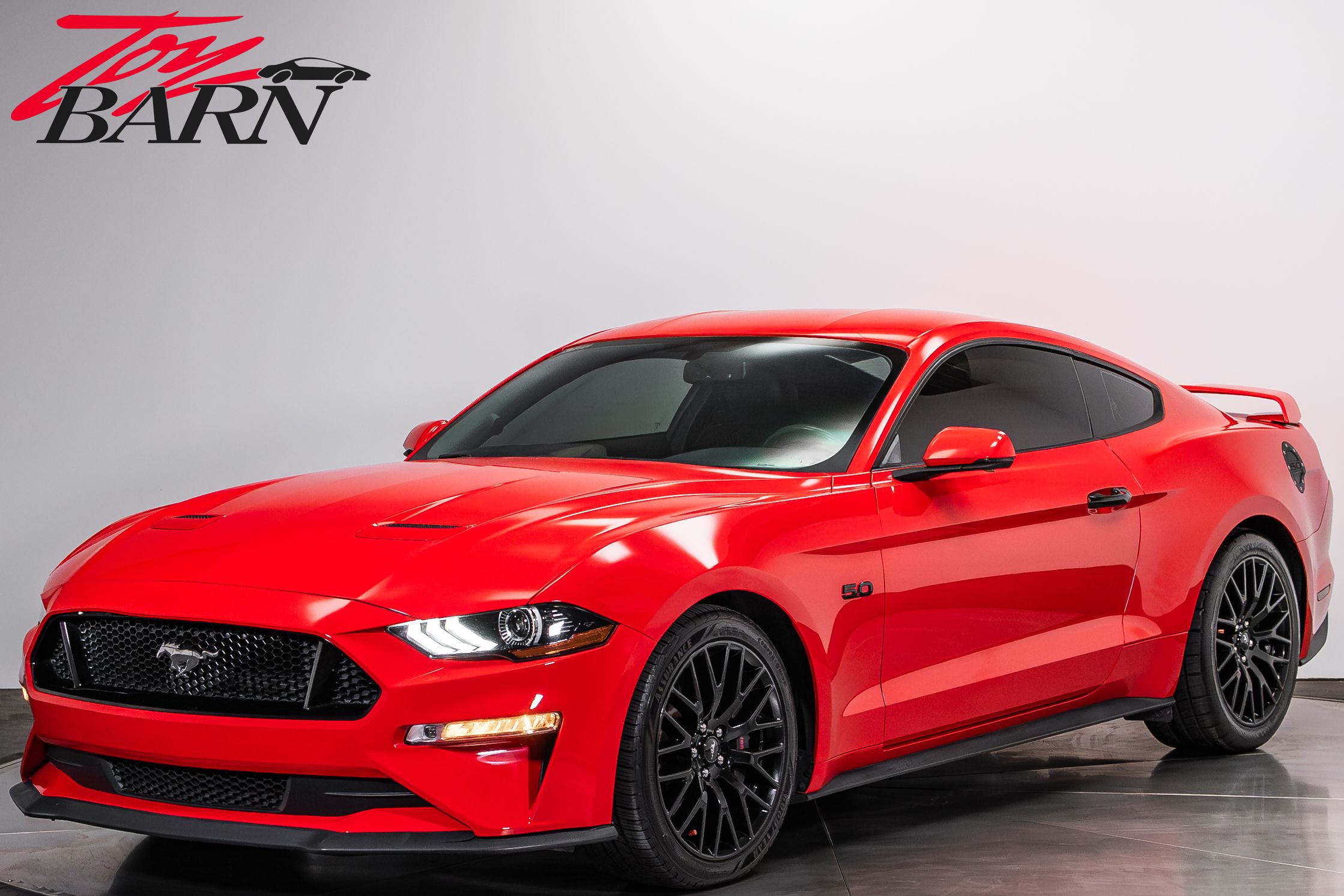 2018 Ford Mustang GT Coupe Premium's photo