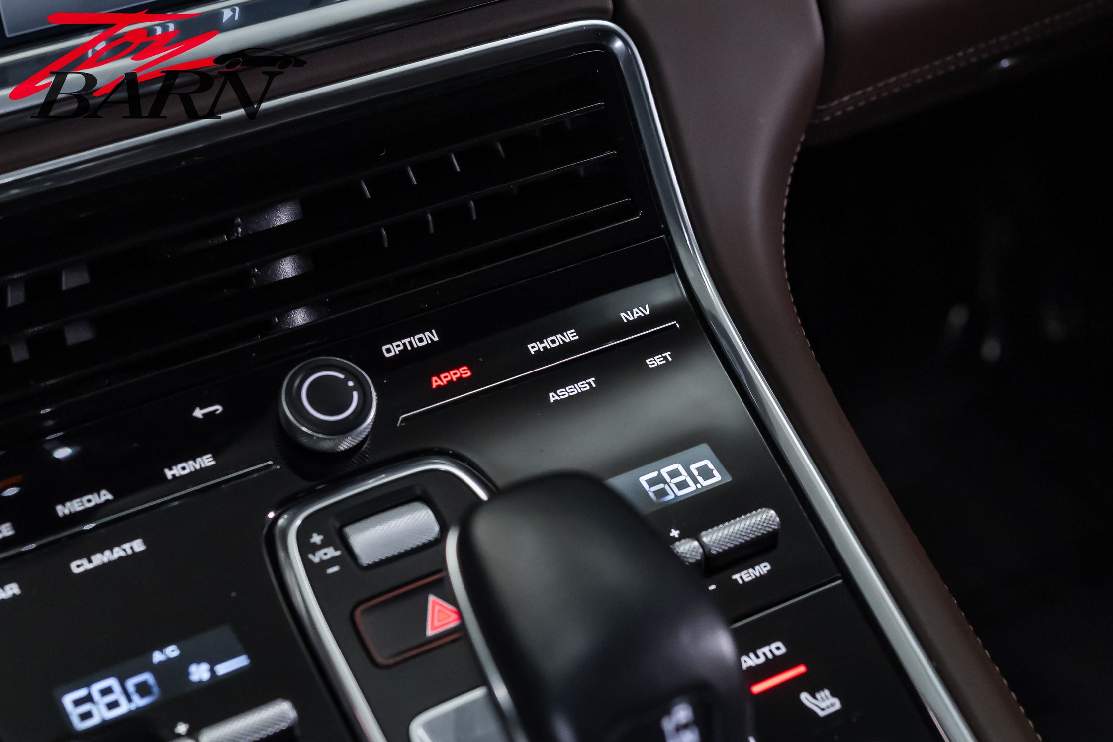 2022 Porsche Panamera Platinum Edition - Photo 41