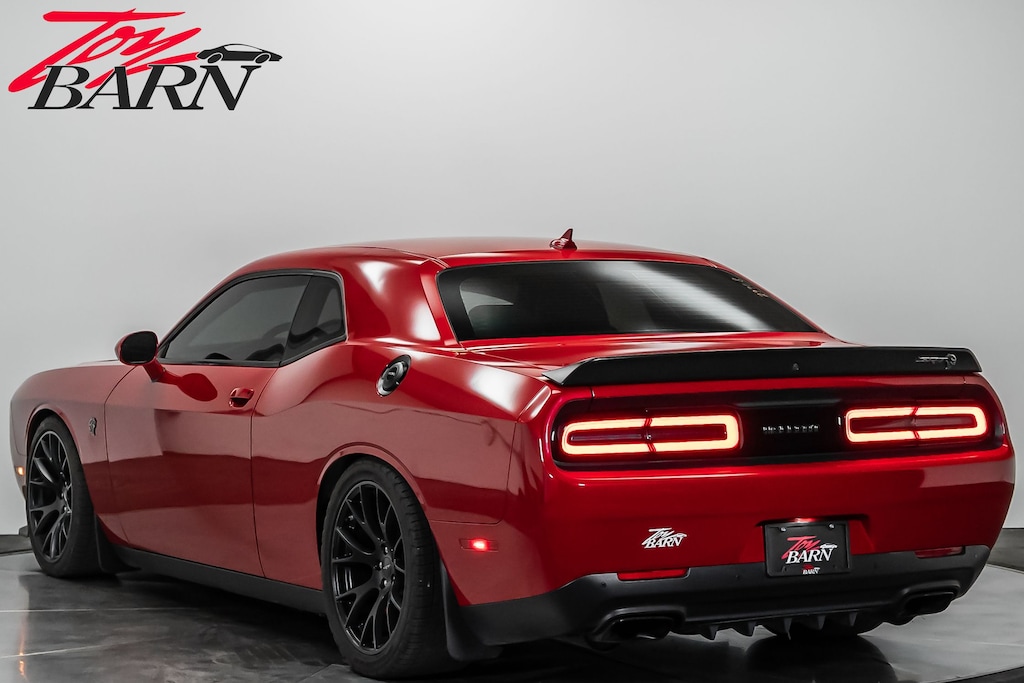 Used 2015 Dodge Challenger SRT Hellcat Coupe