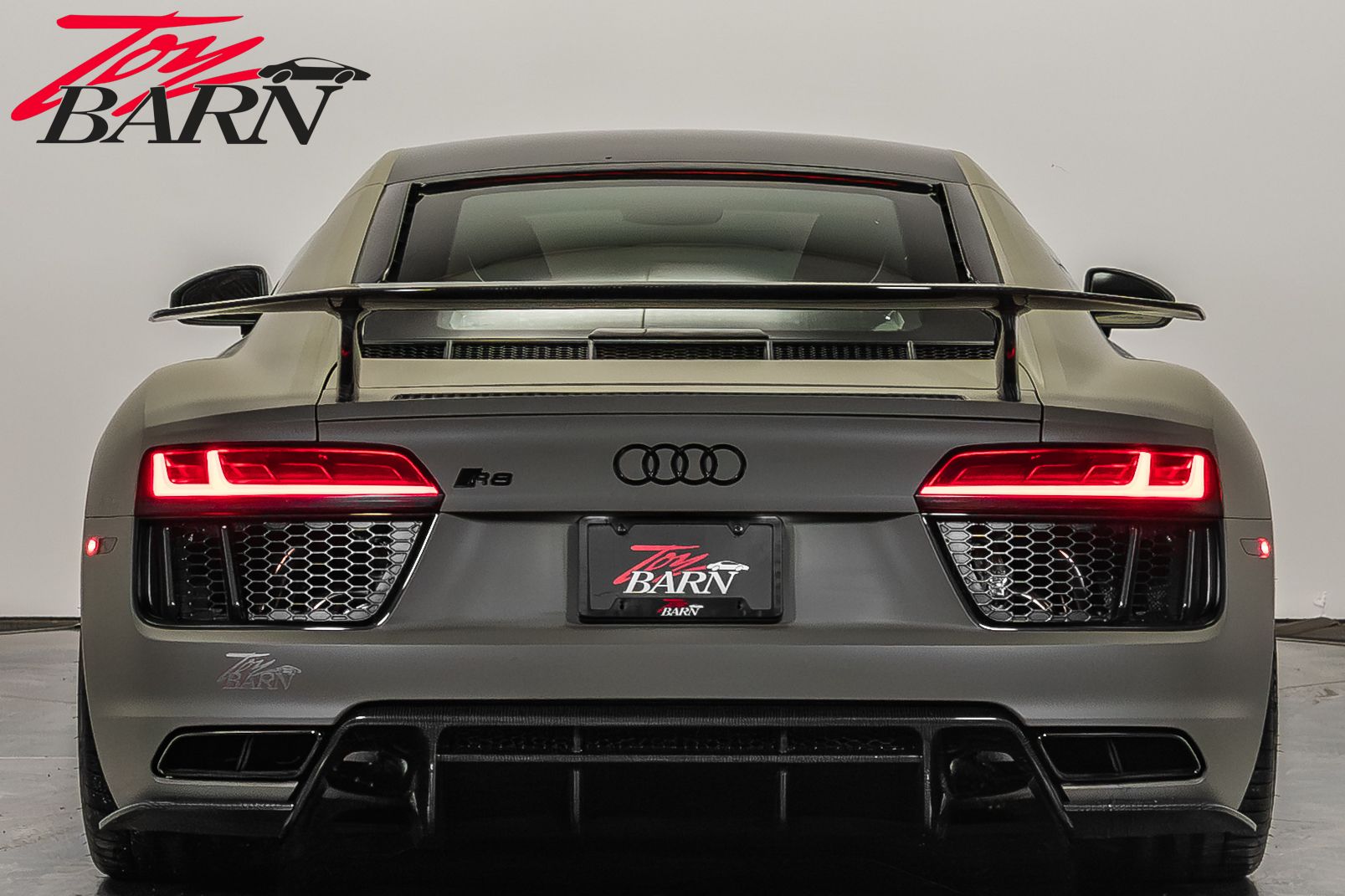 2017 Audi R8 5.2 V10 Plus photo 4