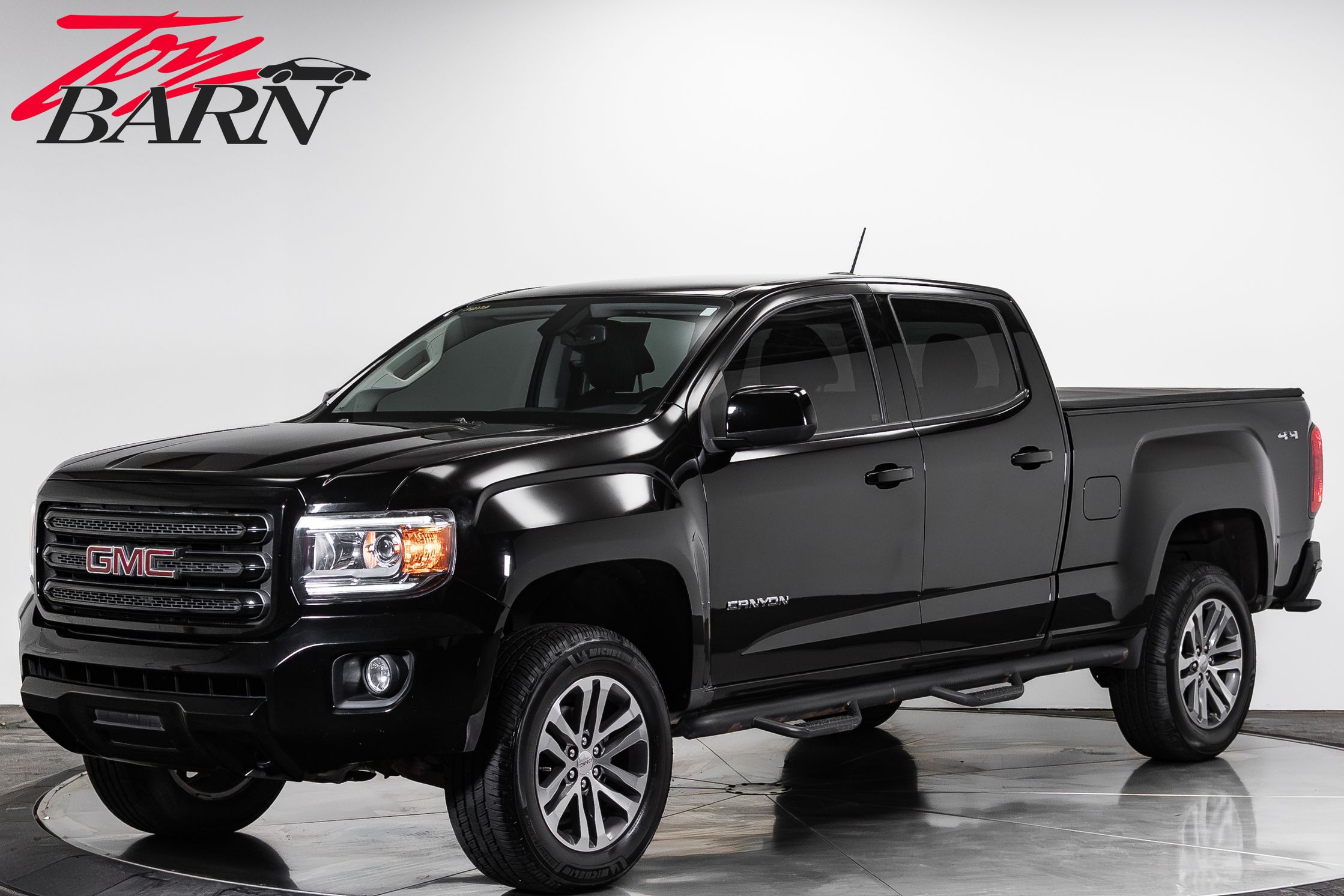 2016 GMC Canyon 4WD SLE Crew Cab Short Box's photo