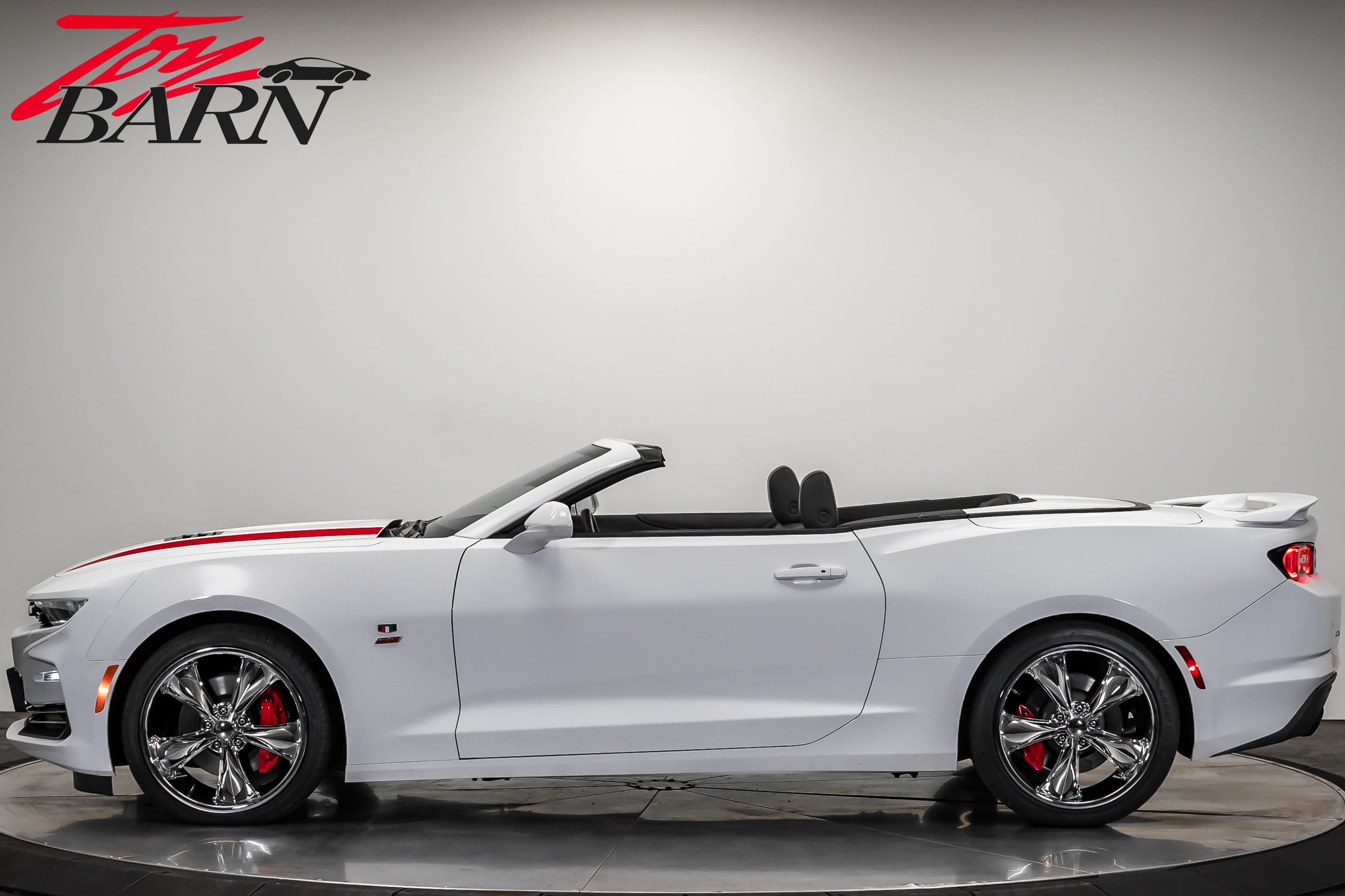 2024 Chevrolet Camaro 2SS photo 2