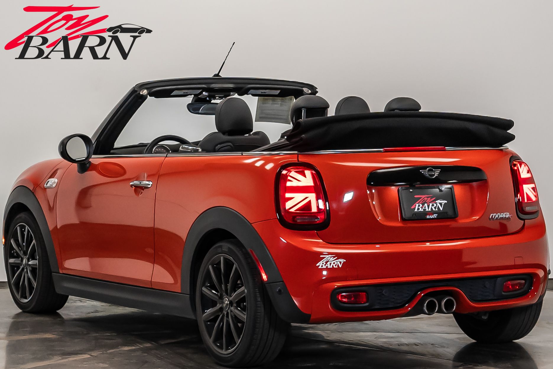2019 Mini Cooper Convertible S photo 3