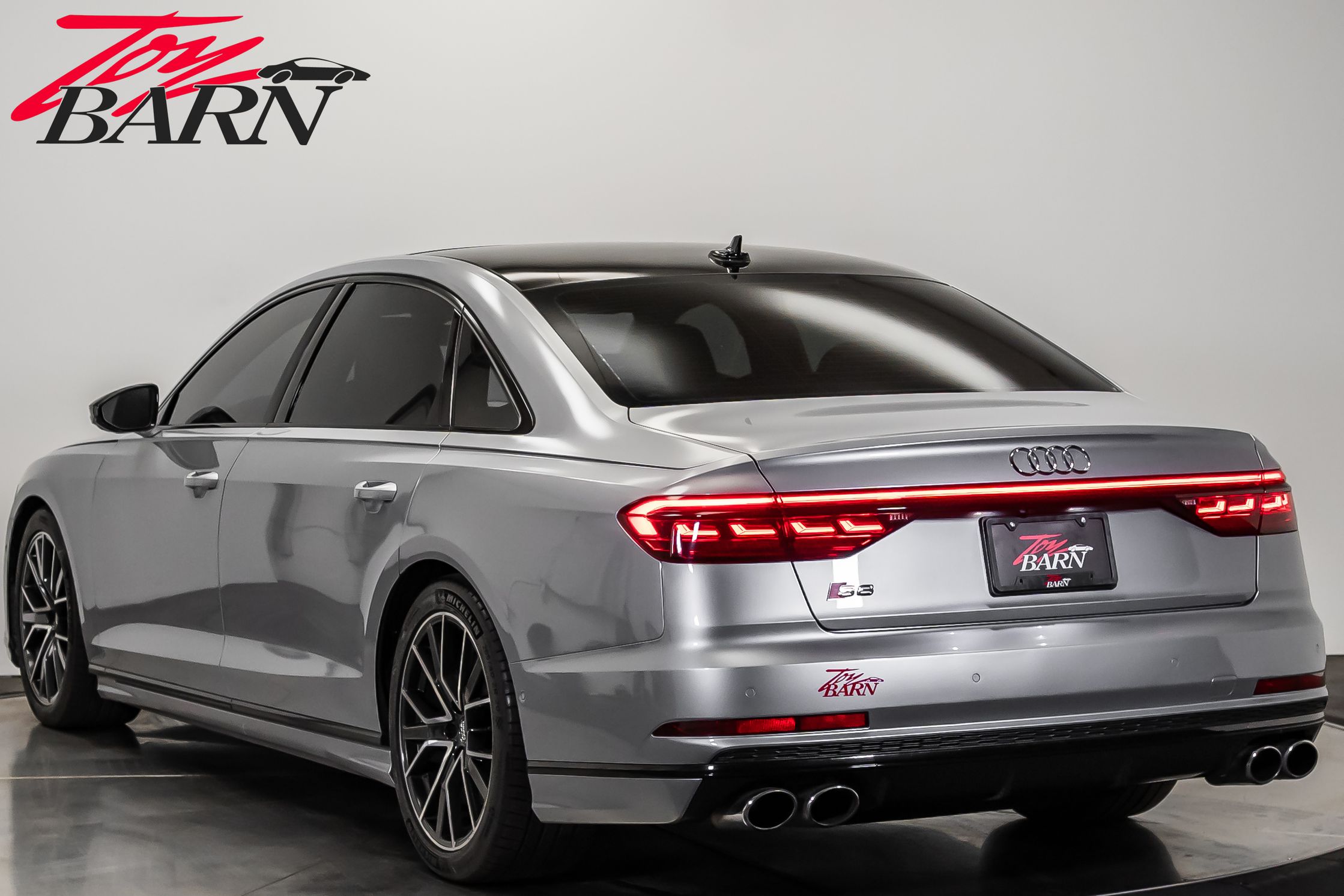 2020 Audi S8 4.0T photo 2