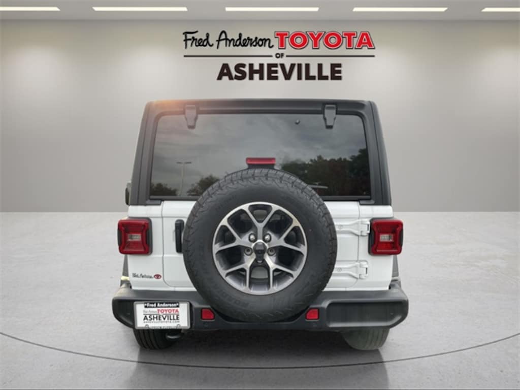 Used 2025 Jeep Wrangler Sport S SUV