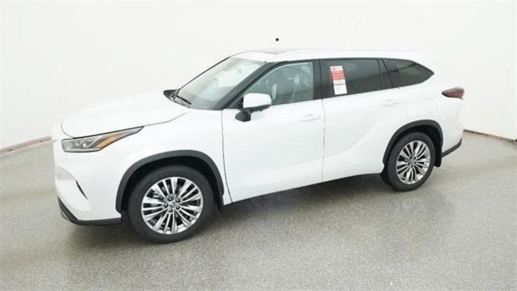 New 2026 Toyota Highlander Platinum SUV