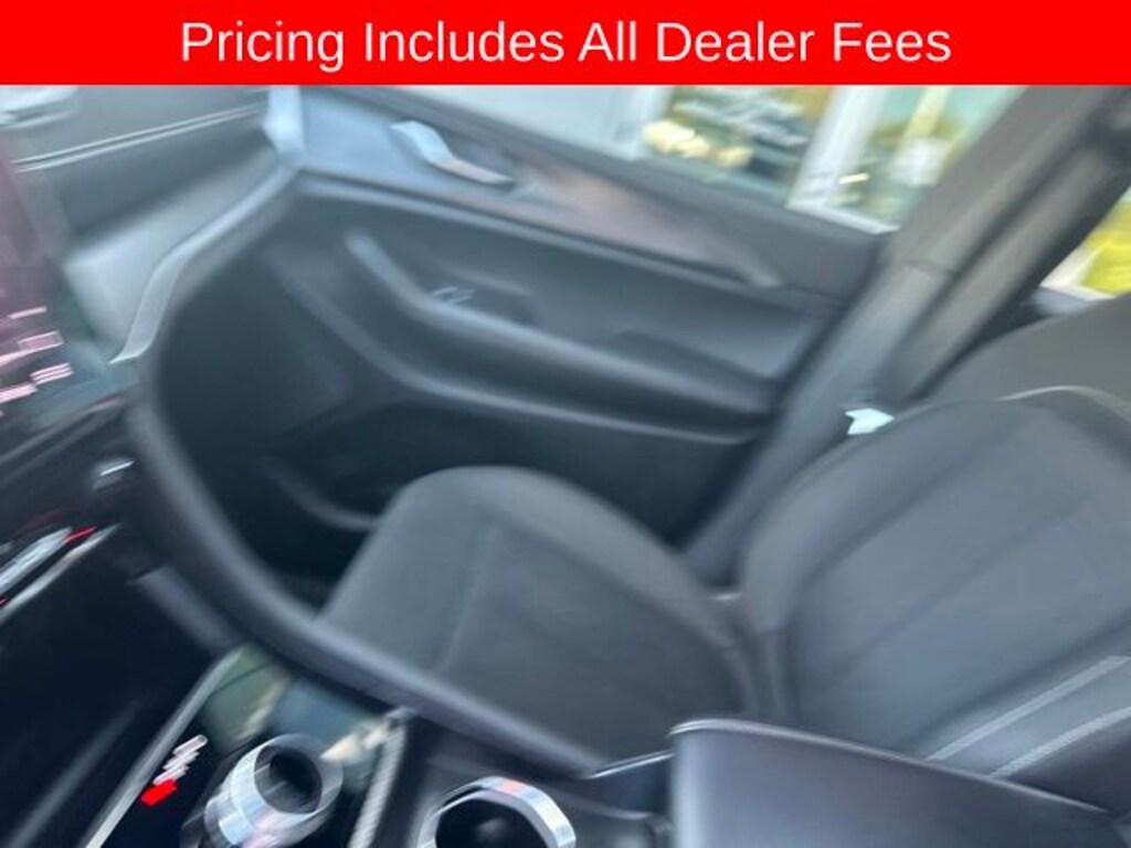 Used 2025 Jeep Grand Cherokee L Laredo SUV