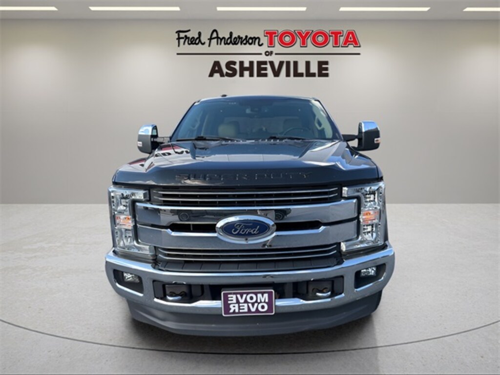 Used 2017 Ford F-250 Lariat Truck