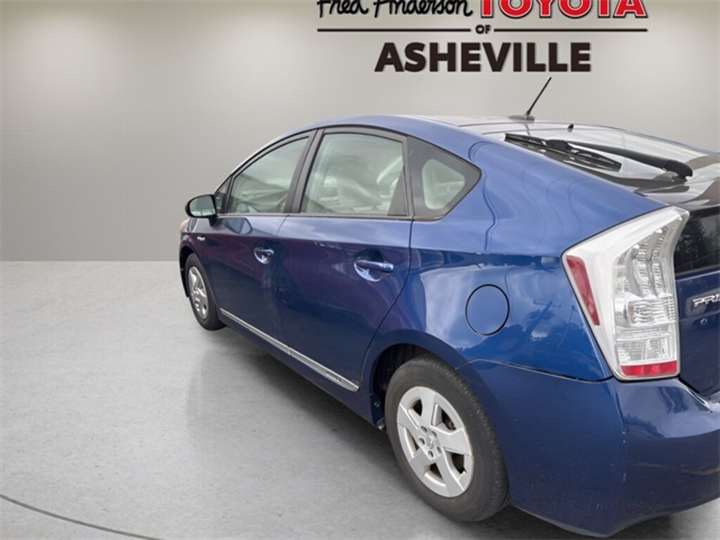Used 2010 Toyota Prius I Hatchback