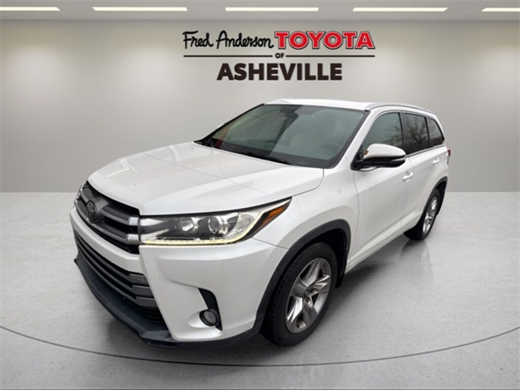 Used 2017 Toyota Highlander Limited SUV