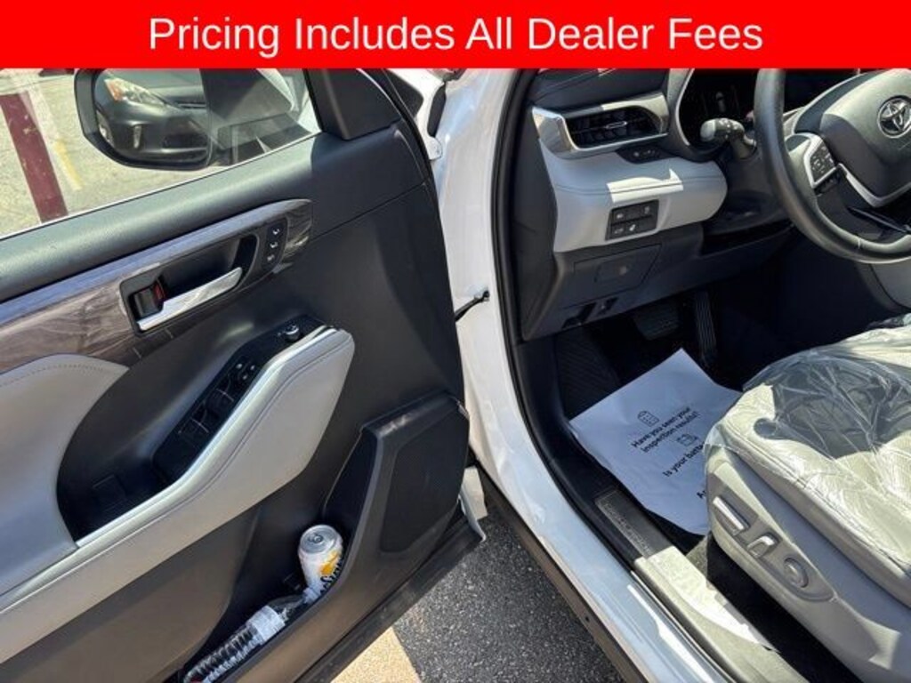 Used 2023 Toyota Highlander Limited SUV