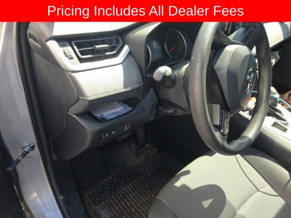 Used 2020 Toyota RAV4 LE SUV
