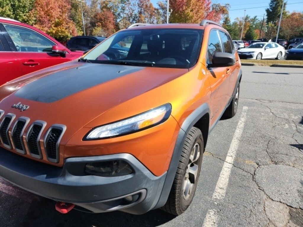 Used 2015 Jeep Cherokee Trailhawk SUV