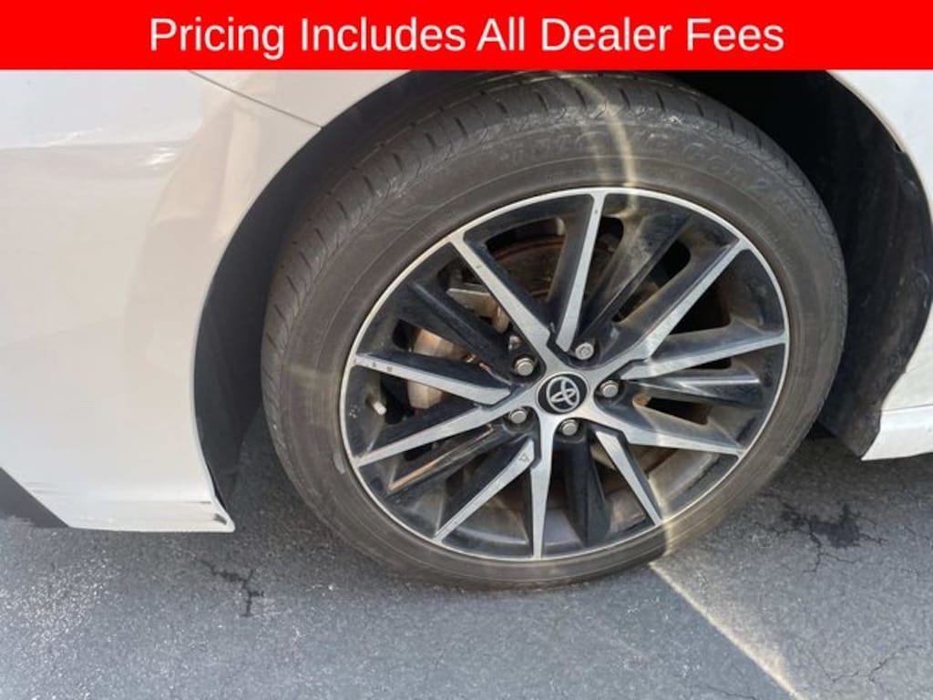 Used 2024 Toyota Camry SE Sedan