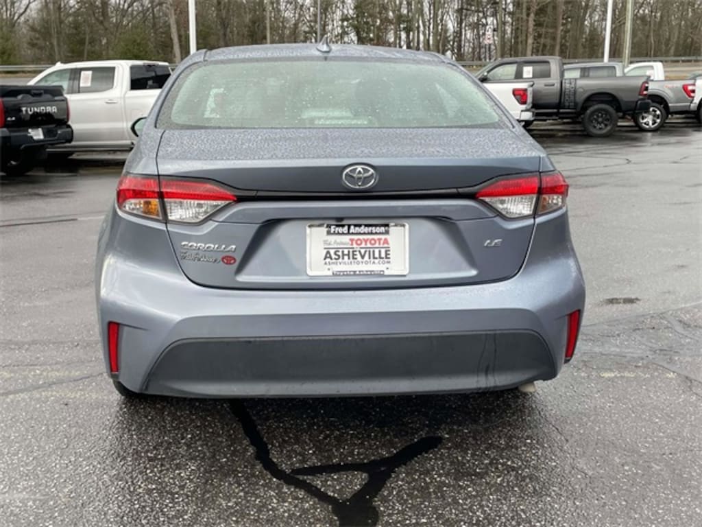 Used 2024 Toyota Corolla LE Sedan