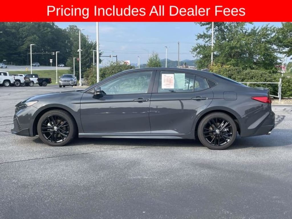 Used 2025 Toyota Camry SE Sedan