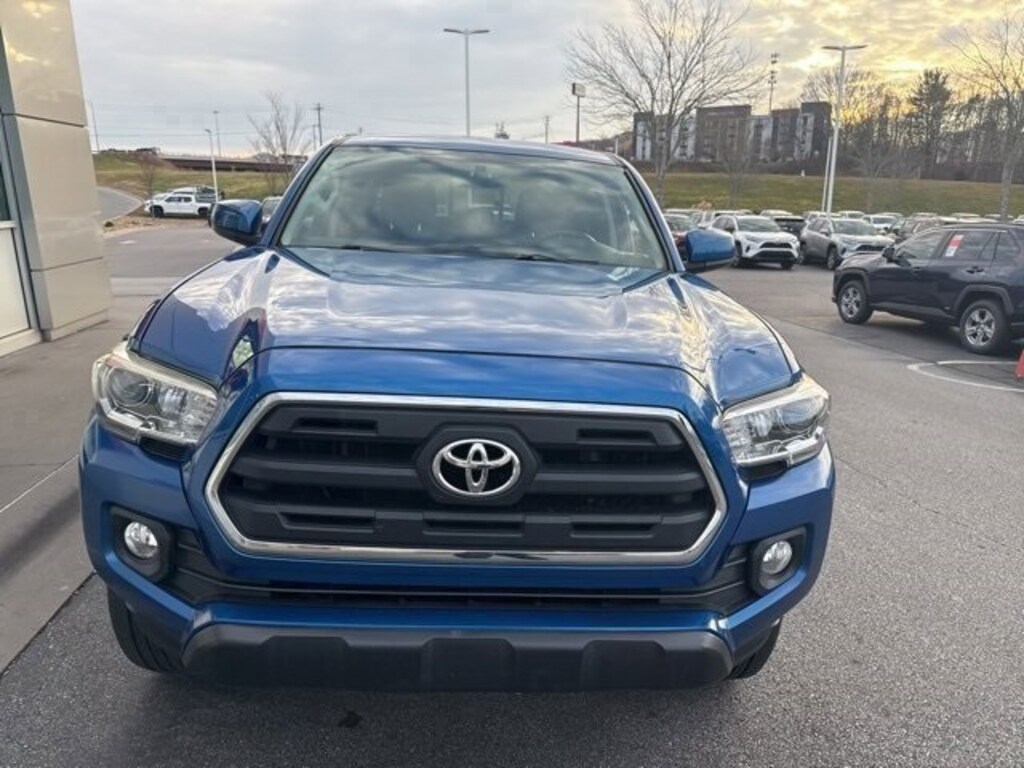 Used 2016 Toyota Tacoma SR5 Truck