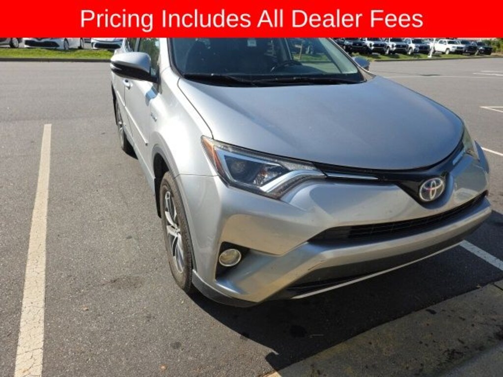Used 2017 Toyota RAV4 Hybrid XLE SUV