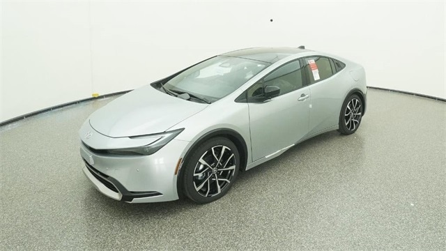 2026 Toyota Prius XSE Premium's photo