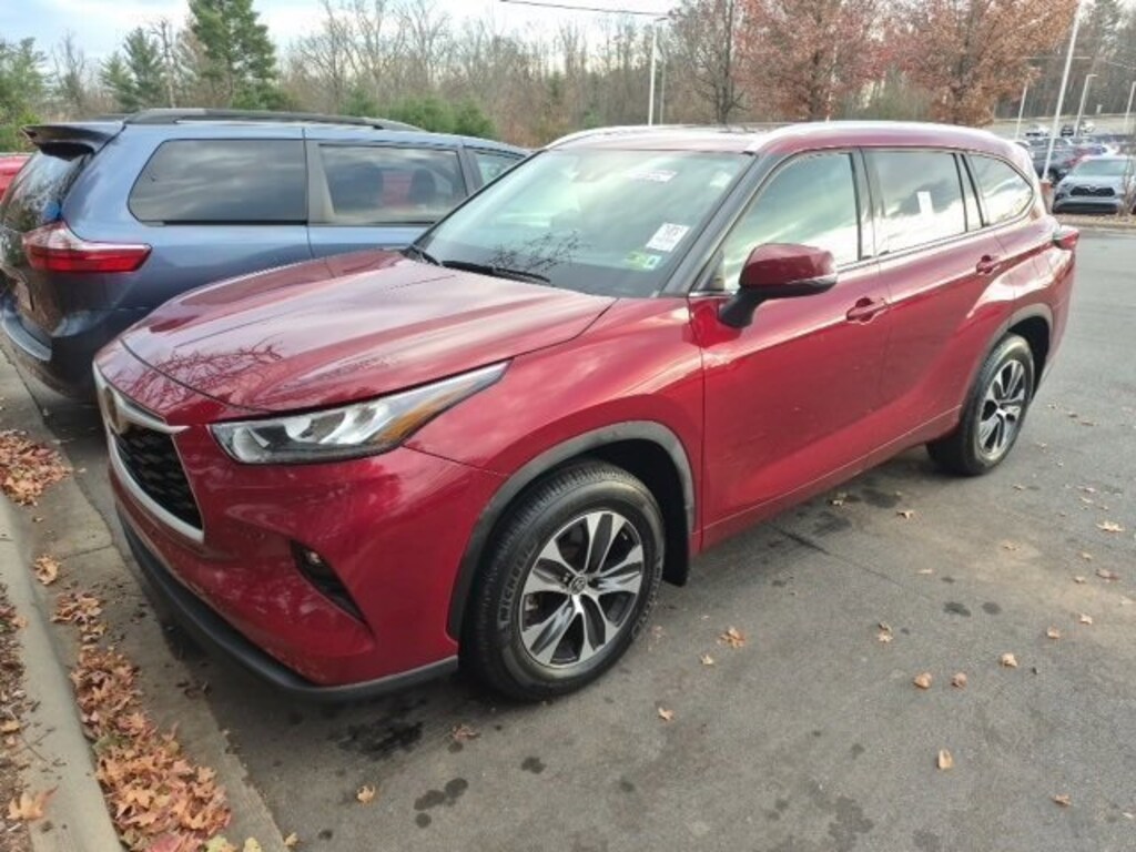 Used 2020 Toyota Highlander XLE SUV
