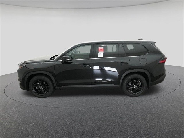 2026 Toyota Grand Highlander Limited photo 3