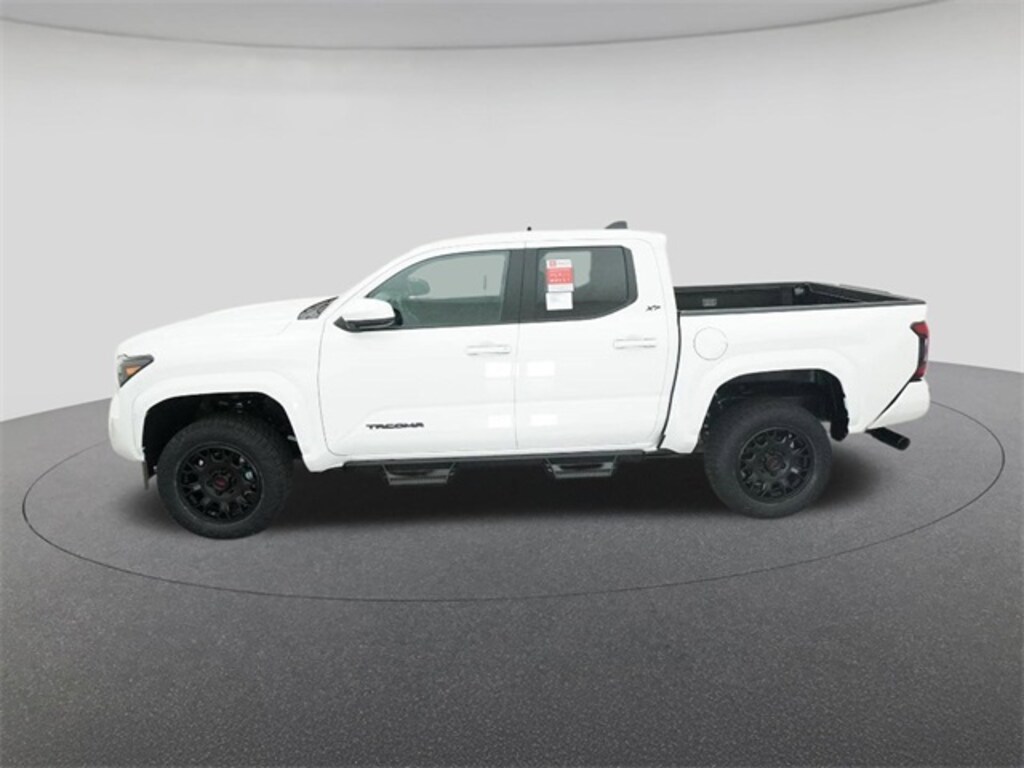 New 2025 Toyota Tacoma SR5 Truck Double Cab