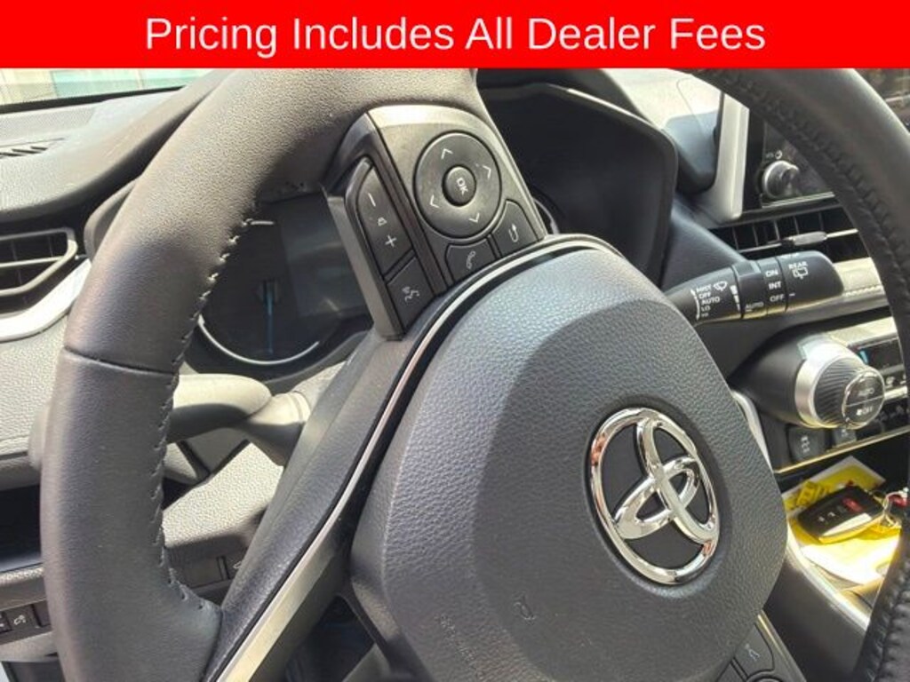 Used 2025 Toyota RAV4 Hybrid XLE SUV