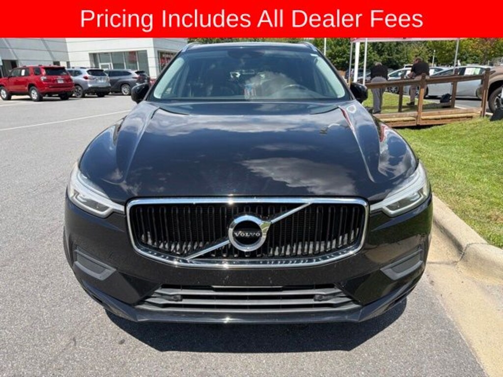 Used 2018 Volvo XC60 T5 Momentum SUV