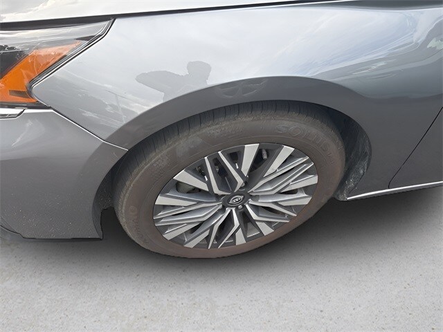 2023 Nissan Altima 2.5 SV photo 4