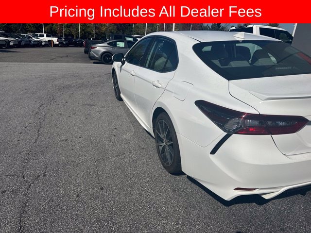 Used 2022 Toyota Camry SE Sedan