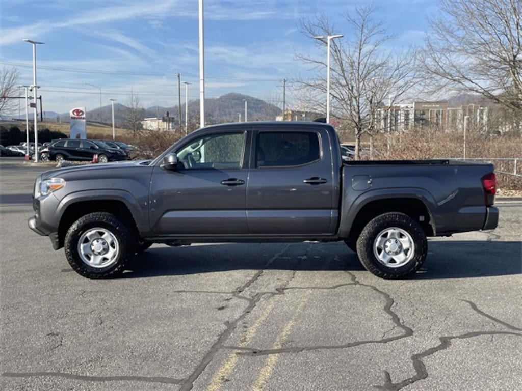 Used 2022 Toyota Tacoma SR Truck