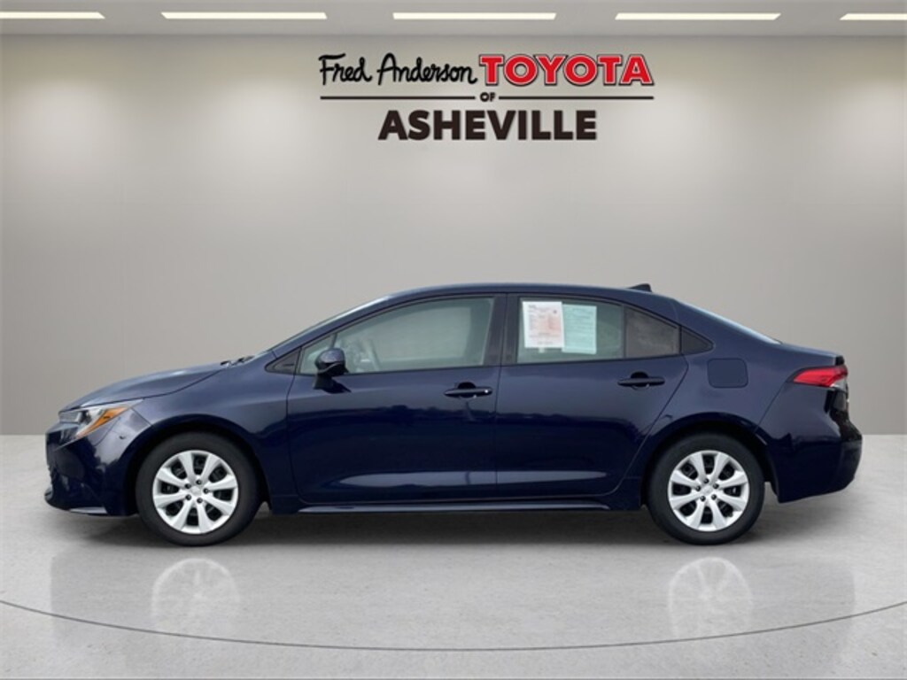 Used 2024 Toyota Corolla LE Sedan