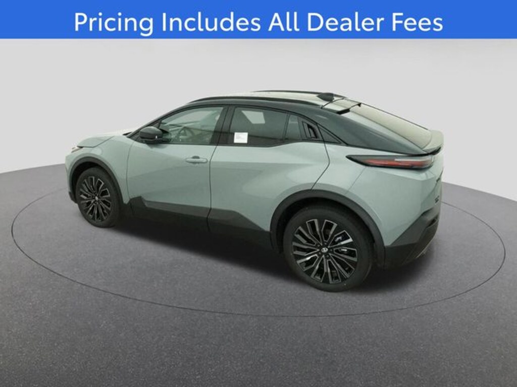New 2026 Toyota C-HR XSE SUV
