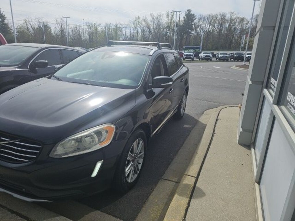 Used 2016 Volvo XC60 T6 Drive-E SUV
