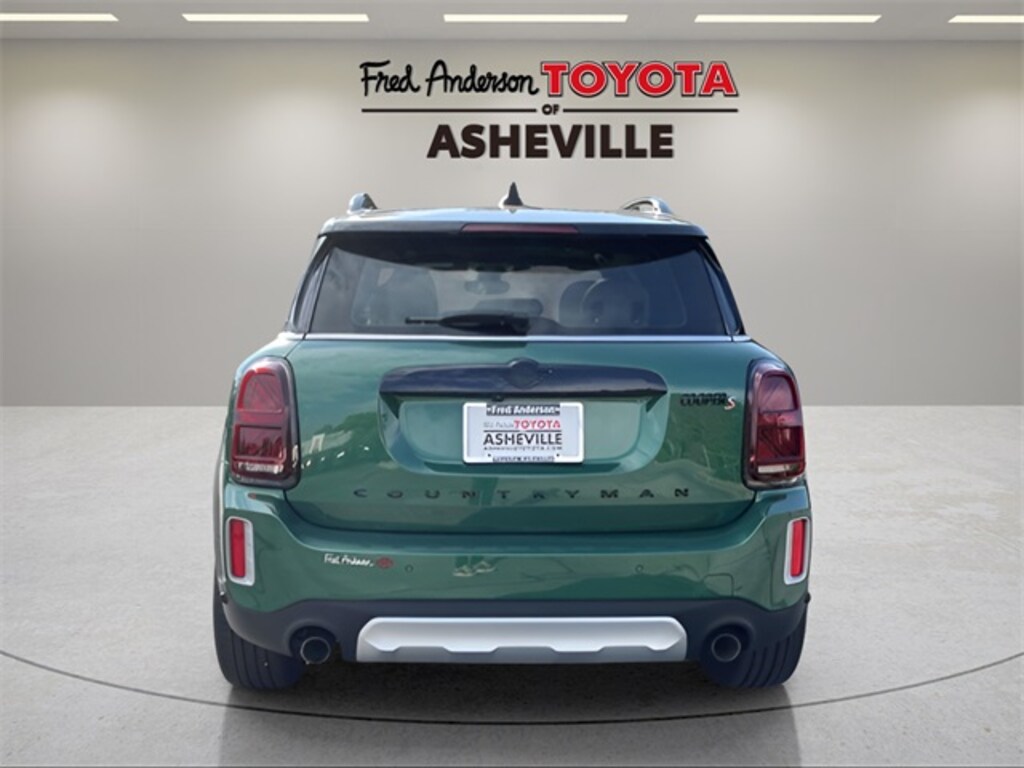 Used 2024 MINI Countryman Iconic SUV