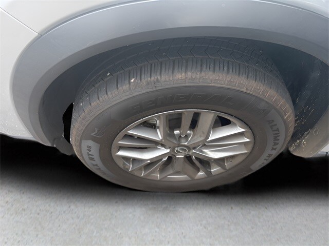 2024 Nissan Rogue S photo 4