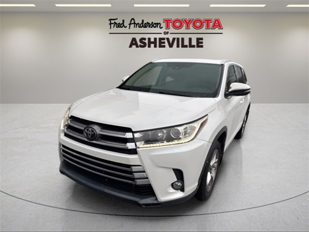Used 2017 Toyota Highlander Limited SUV