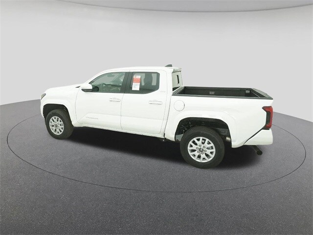 2025 Toyota Tacoma SR5 photo 3