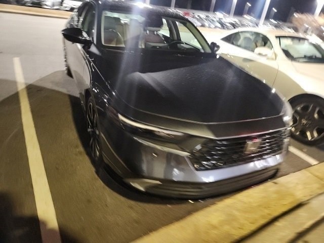 2024 Honda Accord Hybrid Touring's photo