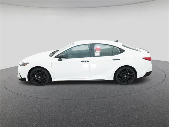 2026 Toyota Camry photo 3