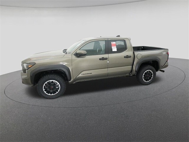 2025 Toyota Tacoma TRD Double Cab photo 2