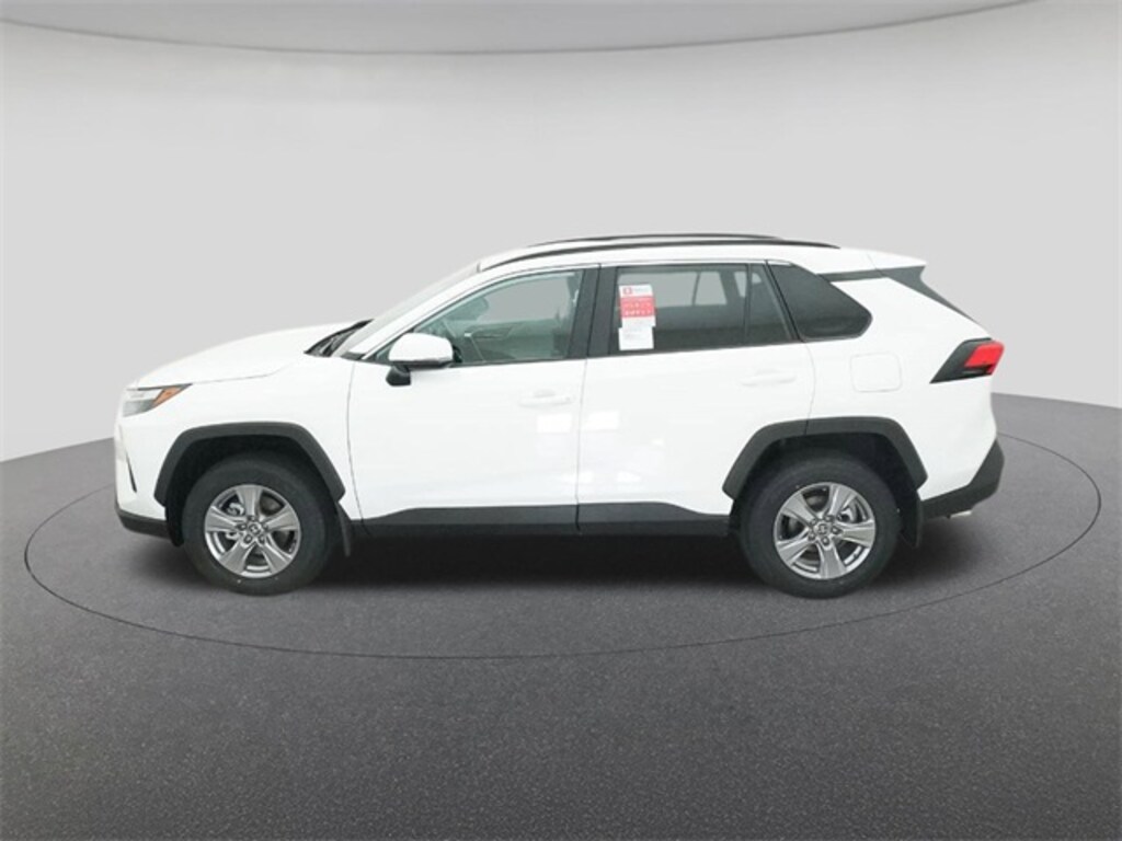 New 2025 Toyota RAV4 XLE SUV