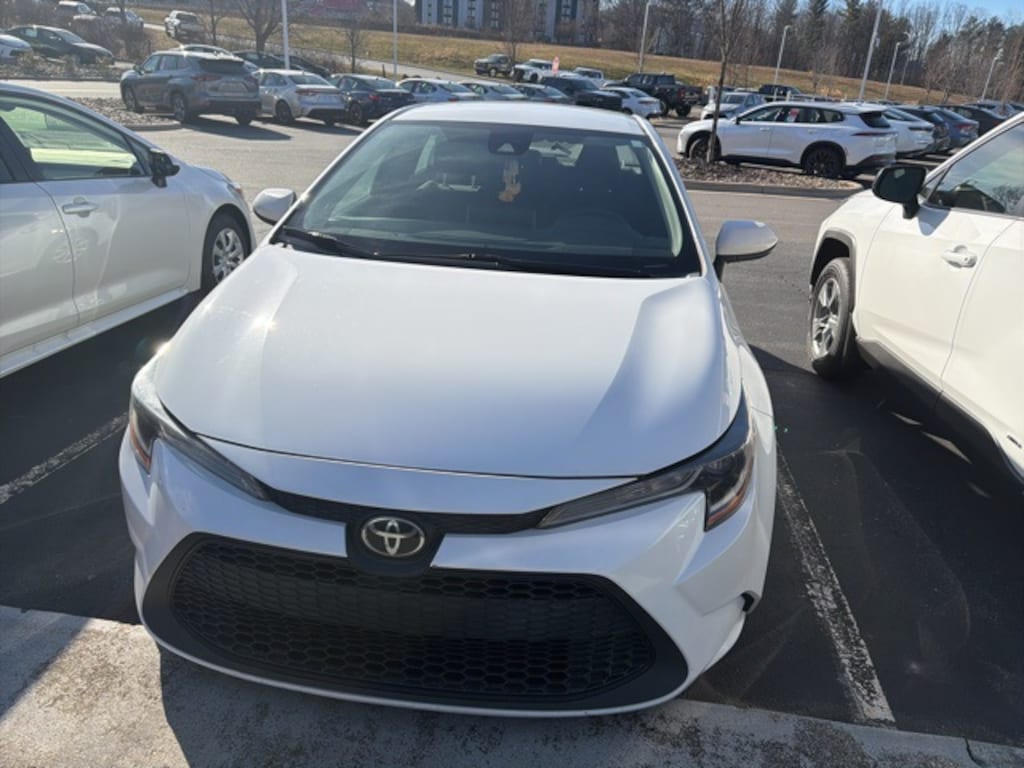 Used 2020 Toyota Corolla LE Sedan