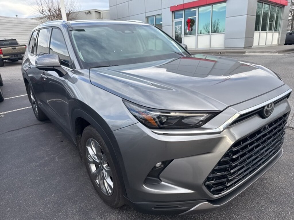 Used 2025 Toyota Grand Highlander Hybrid Limited SUV